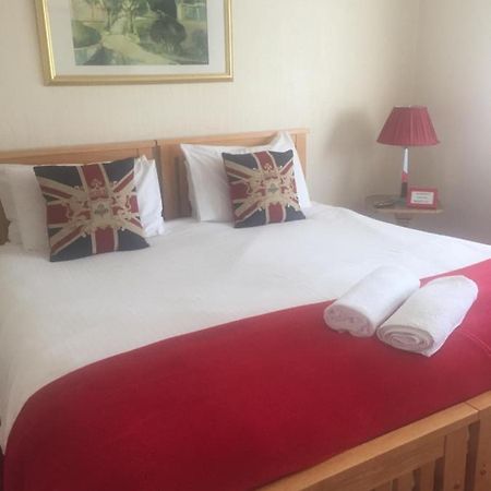 San Michele Guest House Poole Esterno foto
